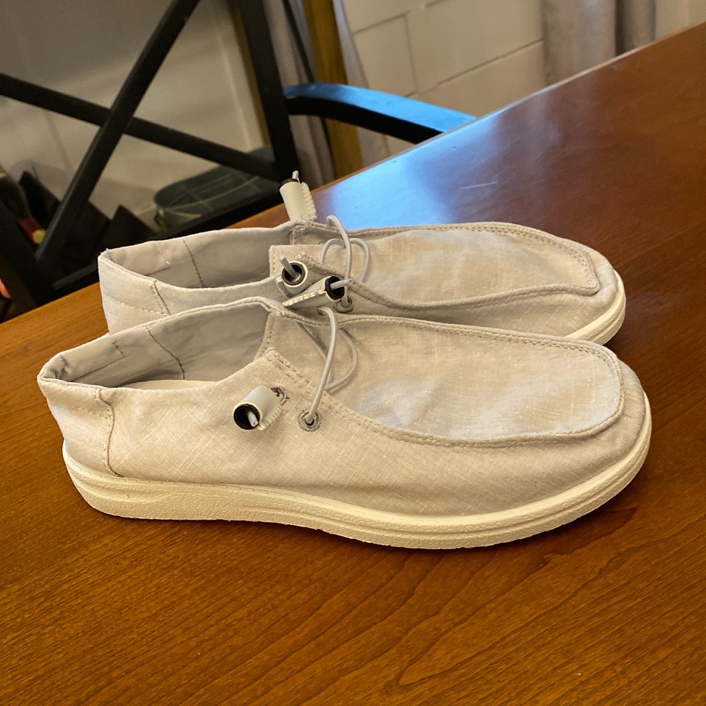 Boat shoes new